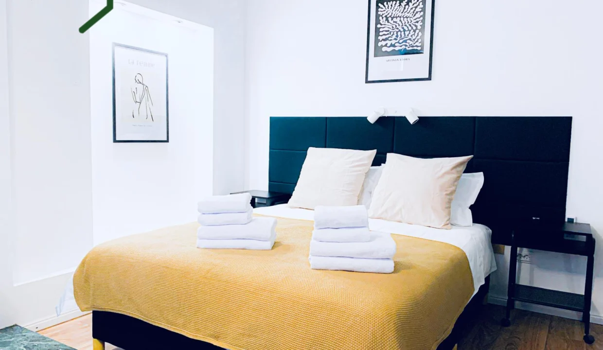 4bderoom-5-bedroom-apartment-6-ic-bratianu-bucharest