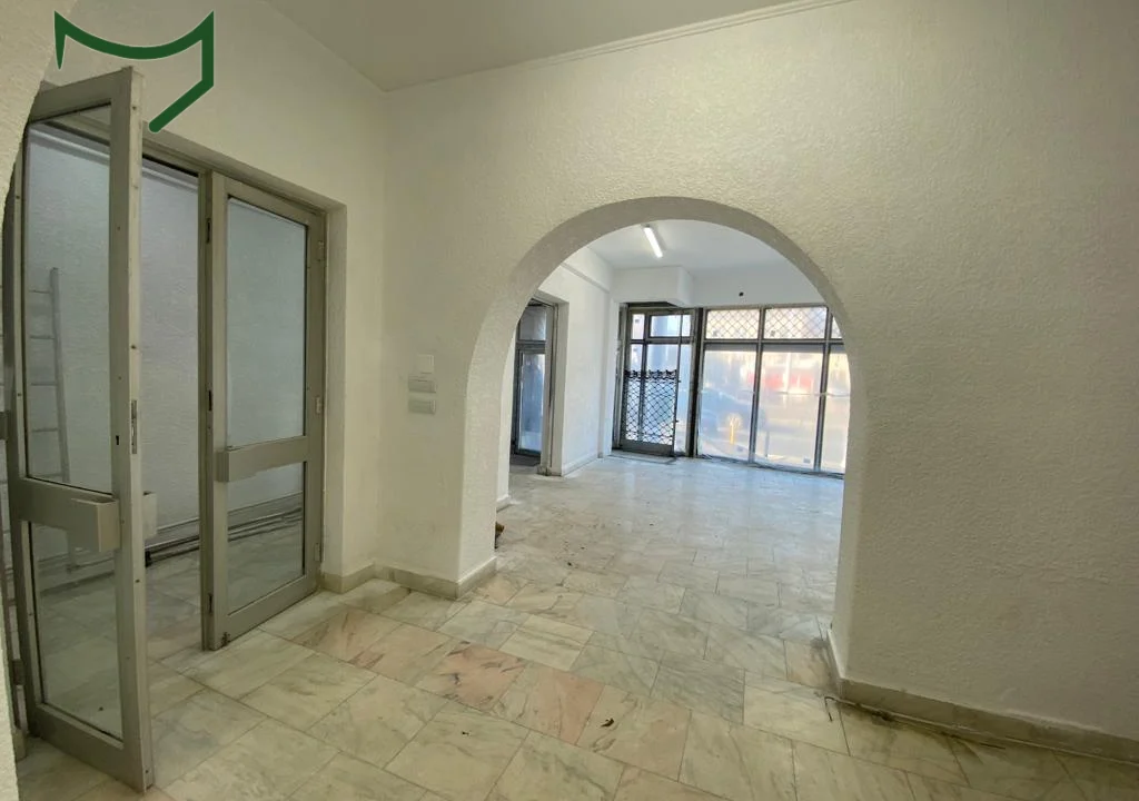 10commercial-space-berzei-68