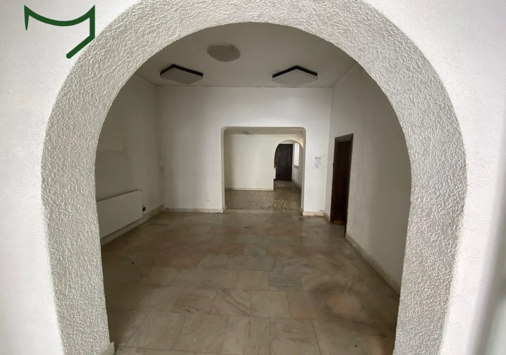 3commercial-space-berzei-68