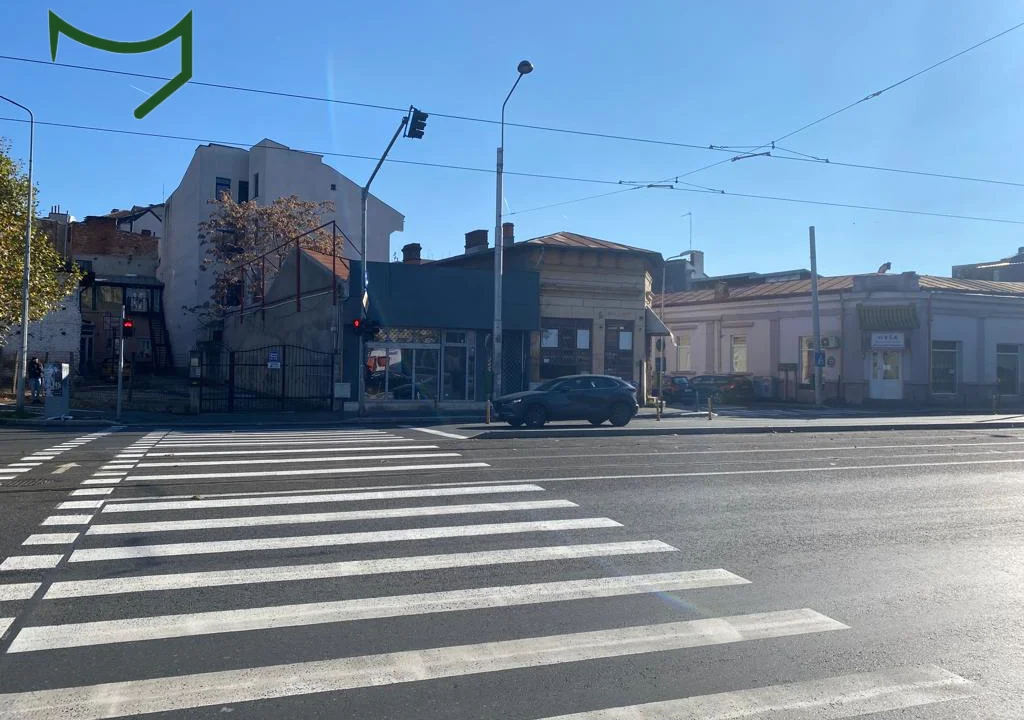 4commercial-space-berzei-68