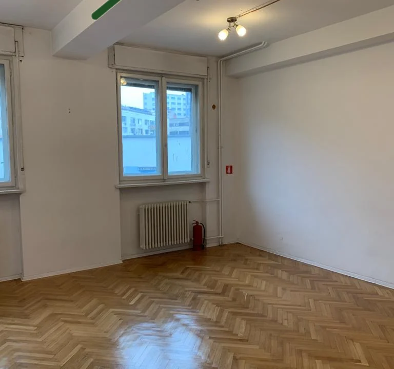 commercial-space-walter-maracineanu