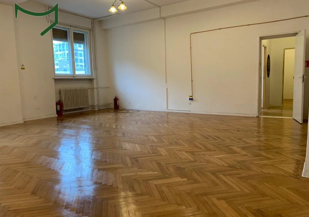 commercial-space-walter-maracineanu5