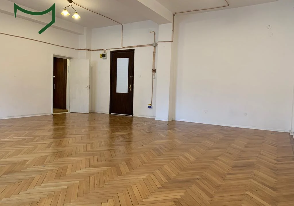 commercial-space-walter-maracineanu7