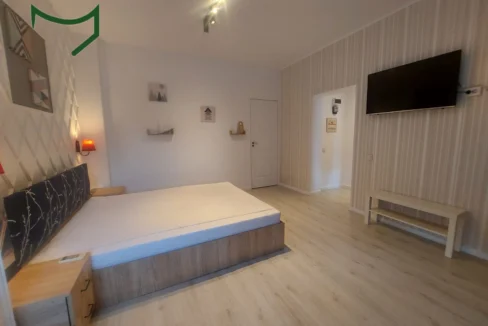 Cozy bedroom with double bed, 1 bedroom apartment in Sector 2 Bucharest